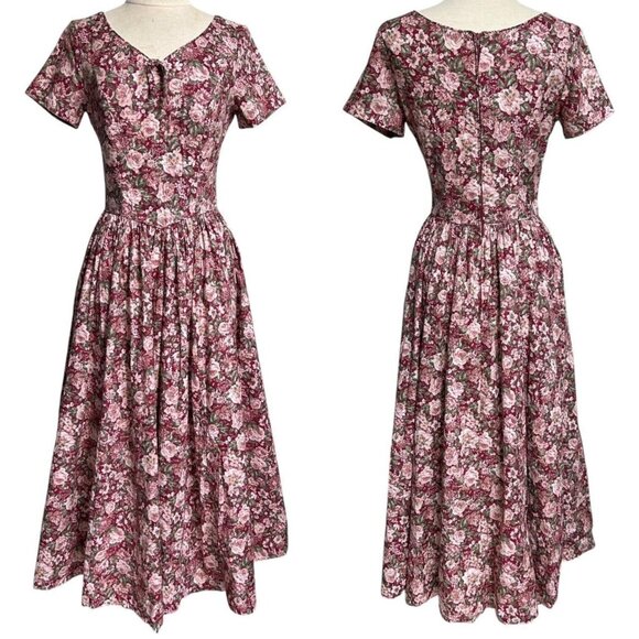 80s Vintage Laura Ashley Dress short sleeve flared skirt floral print preppy. - Picture 1 of 9